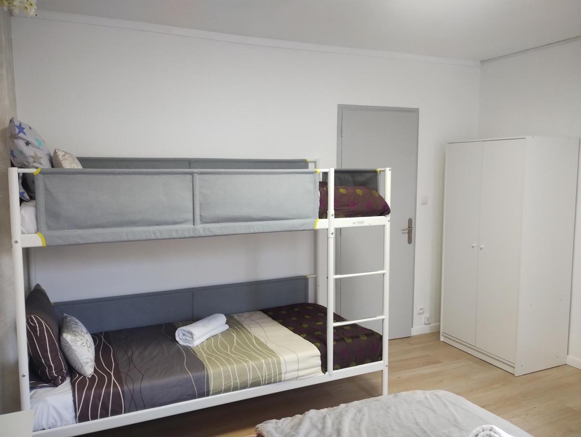 Appartement Le Tresor D'Amour นอยเยส์-ซัวร์-แช ภายนอก รูปภาพ